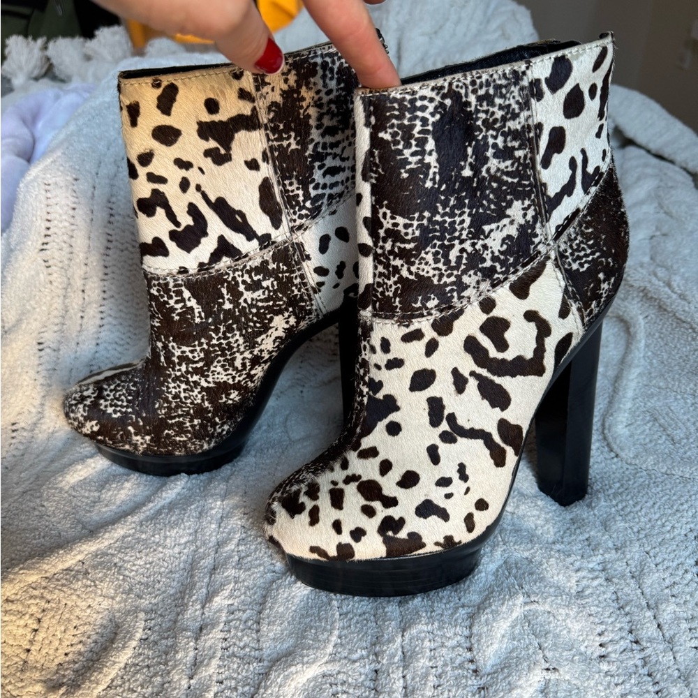 Rachel Zoe pamela ankle booties calf hair platform heels size 9 new